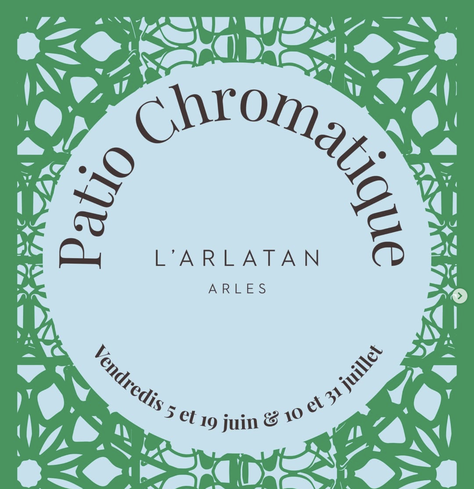 Patio Chromatique Hotel L'Arlatan